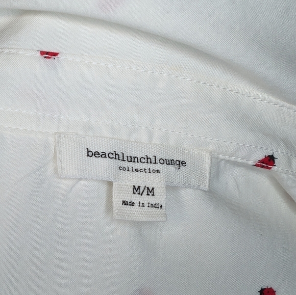 BeachLunchLounge White with Ladybugs Boyfriend Button Down Long Sleeve Shirt M - Picture 13 of 16